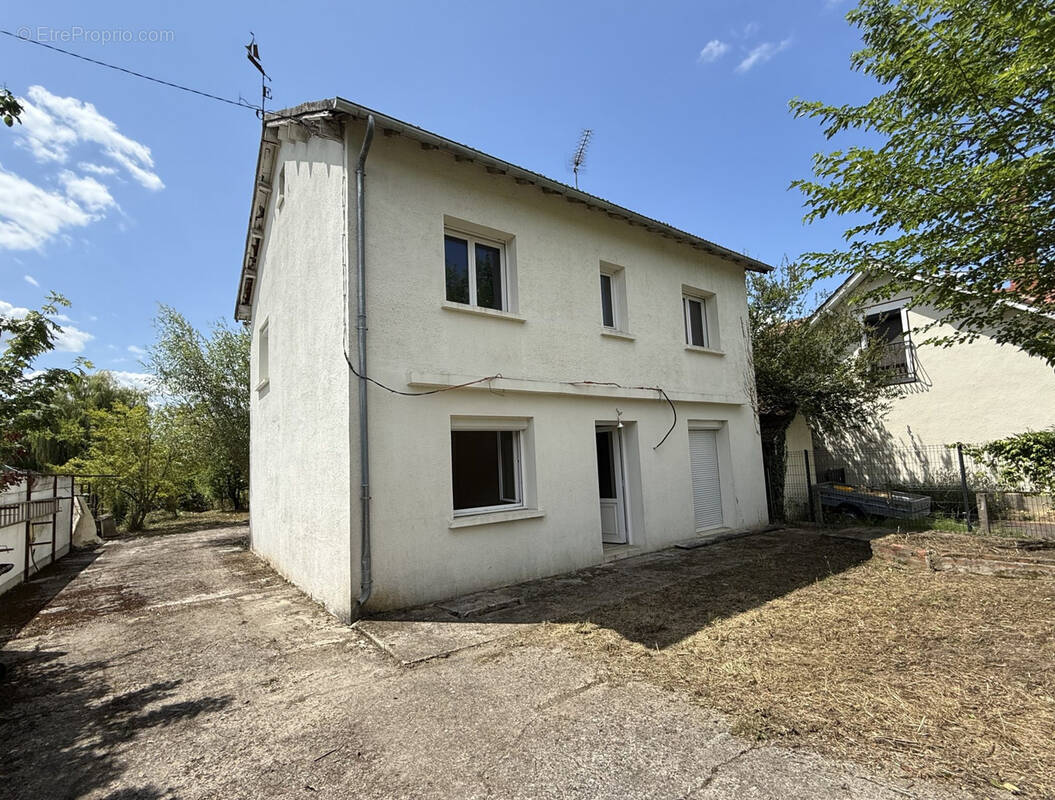 Maison à SALBRIS