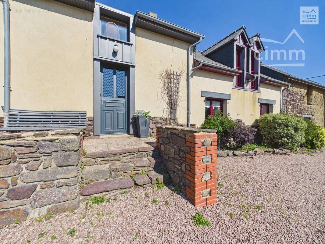 Maison à BREAL-SOUS-MONTFORT