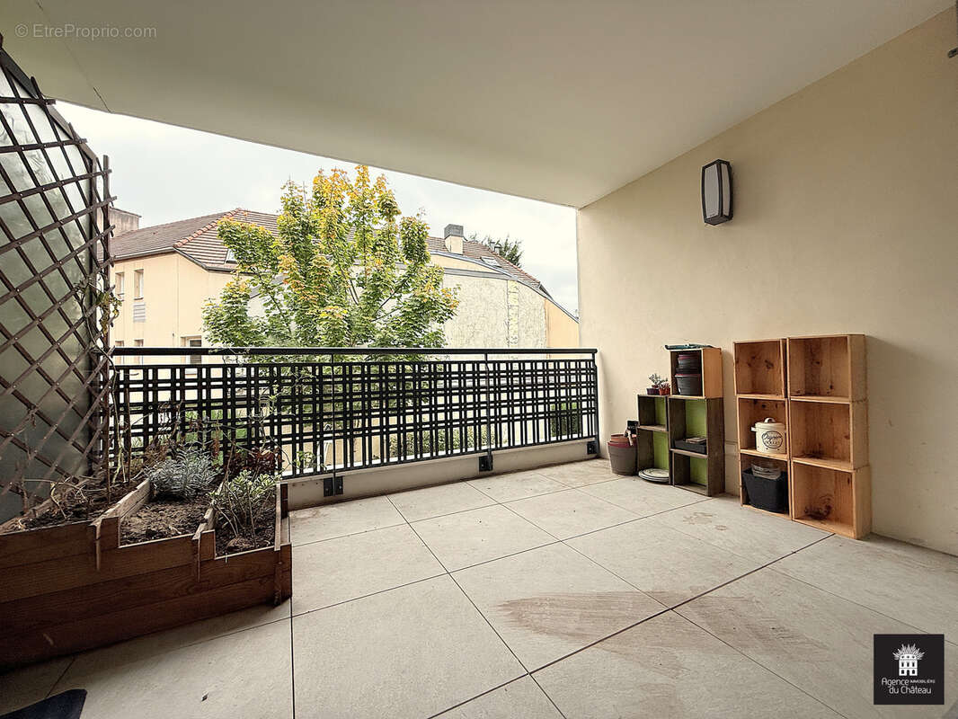 Commerce à VERSAILLES