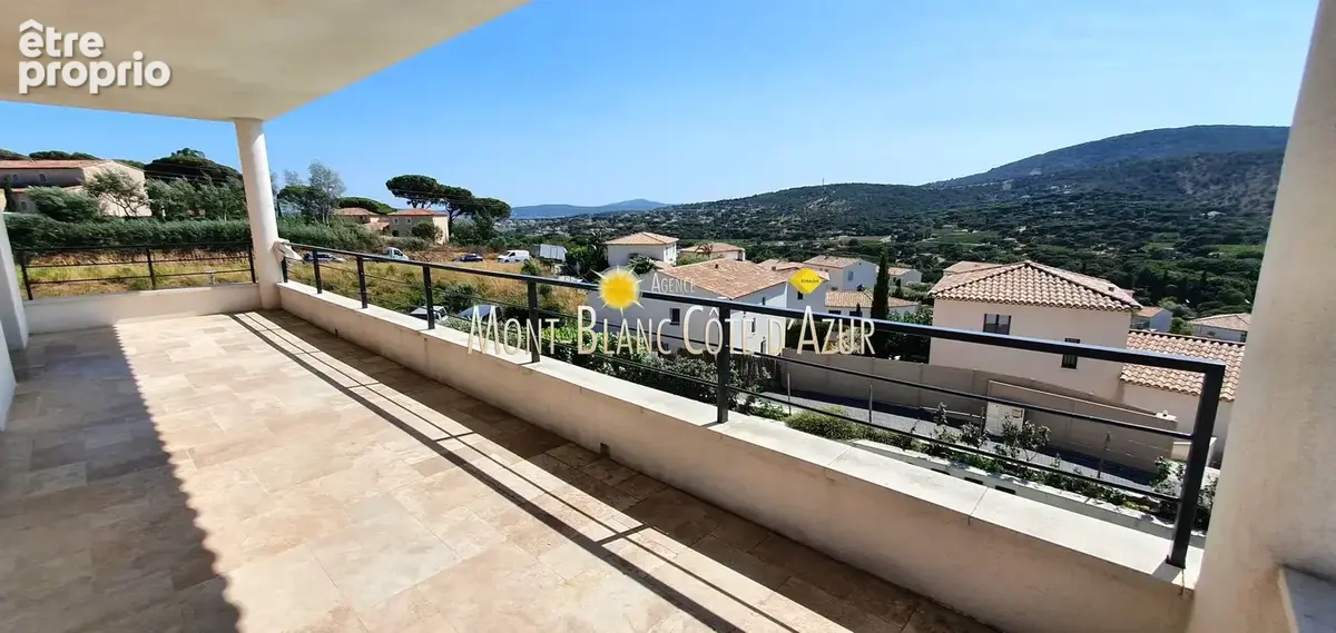 Villa 4 chambres, grand sejour, piscine, magnifique vue degagee jusqu'a la mer - photo 29
