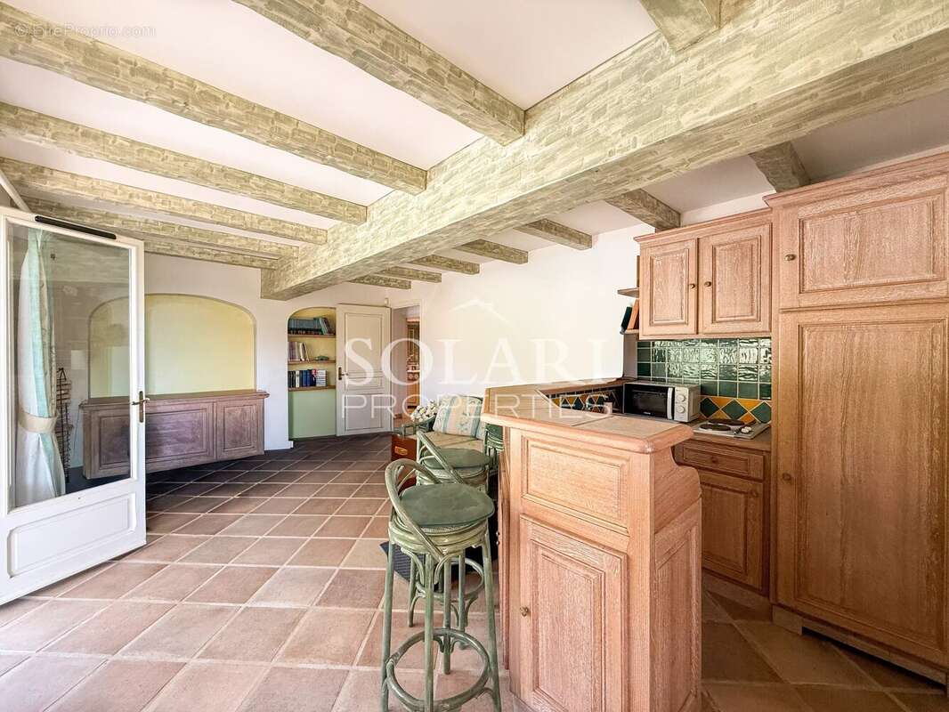 Maison à THEOULE-SUR-MER