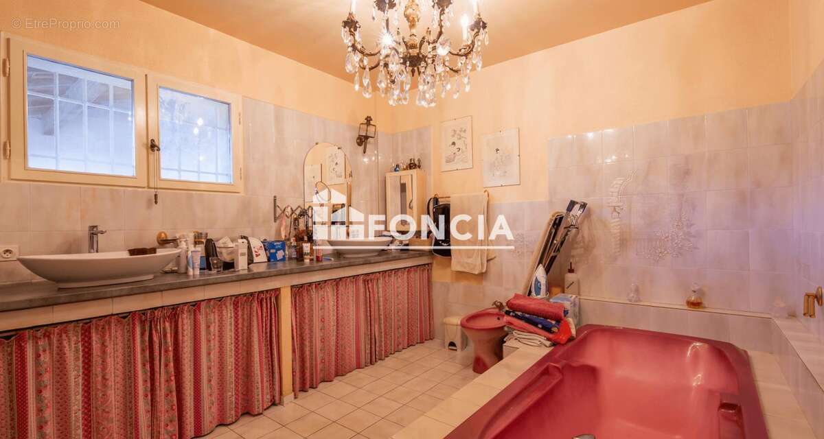 Maison à LA CROIX-VALMER