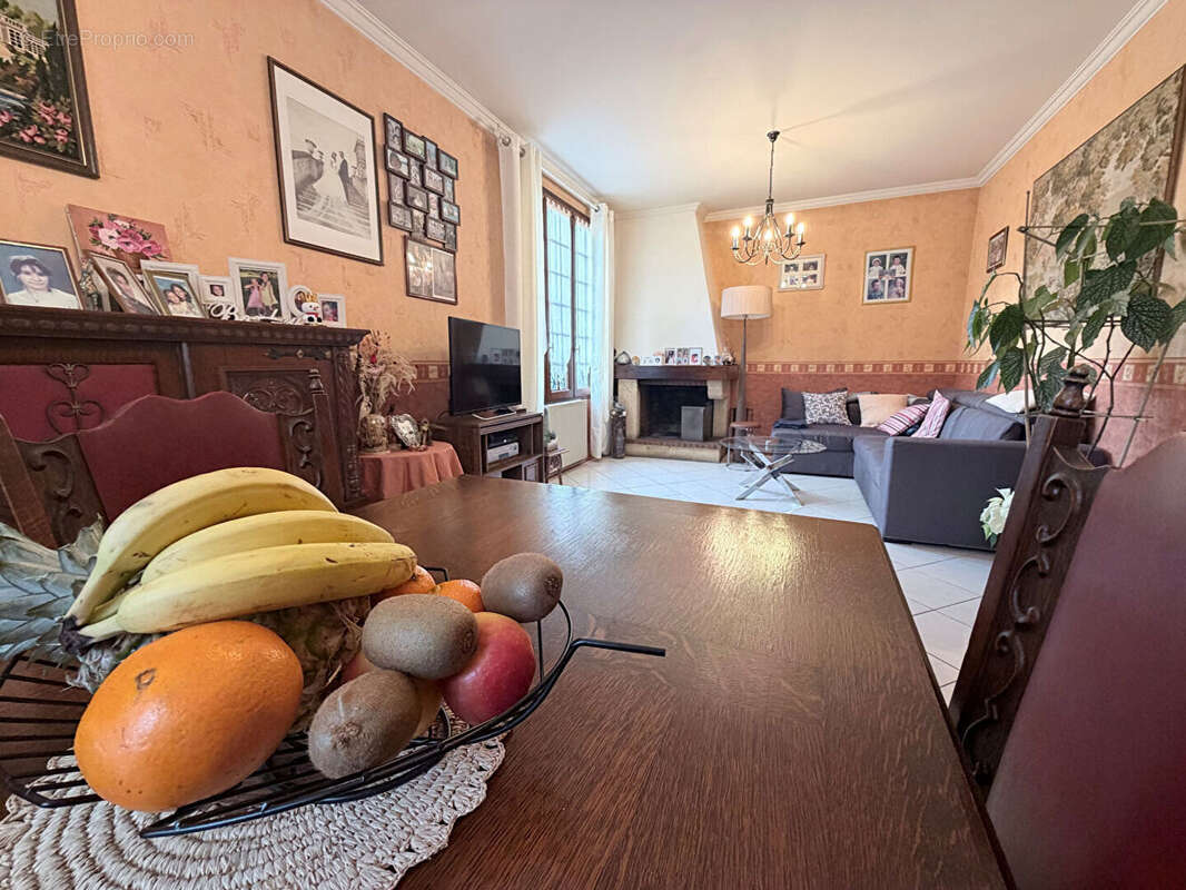 Maison à CHAMPIGNY-SUR-MARNE