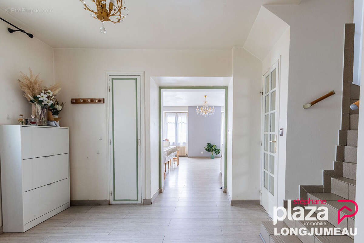 Maison à SAULX-LES-CHARTREUX