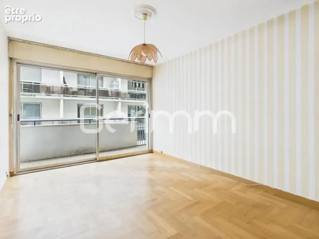Vente - Appartement - 4 pièces + cuisine - 90,19 m² - 183 000 € - photo 14