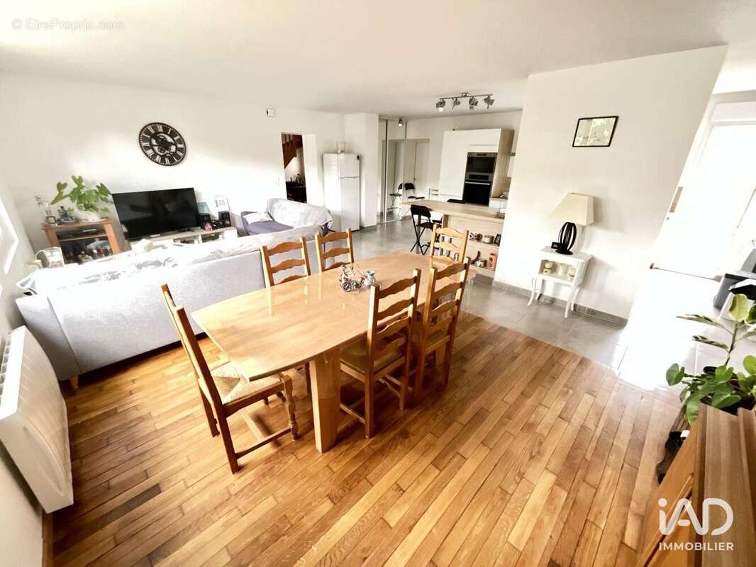 Photo 3 - Maison à ARPAJON