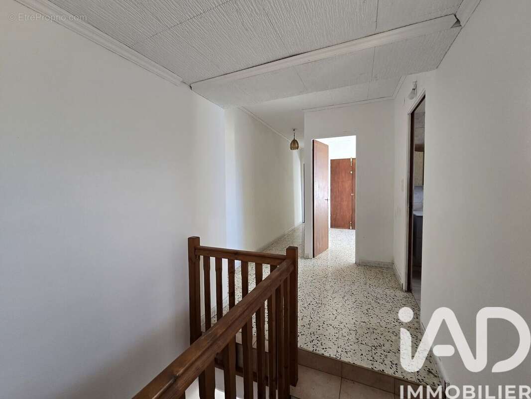 Maison 84 m² à Cascastel-Des-Corbieres  - photo 9