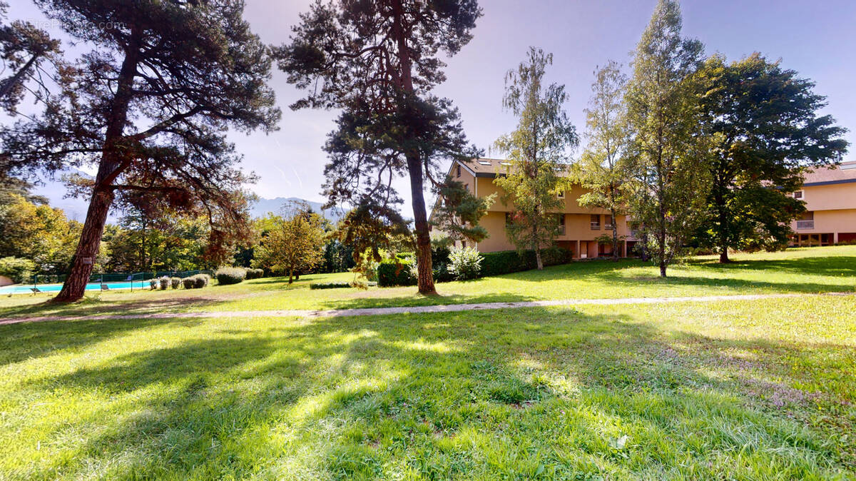 Appartement à MEYLAN