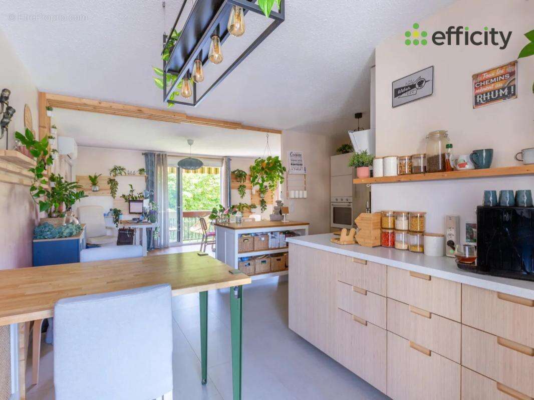 Appartement à BOURGOIN-JALLIEU