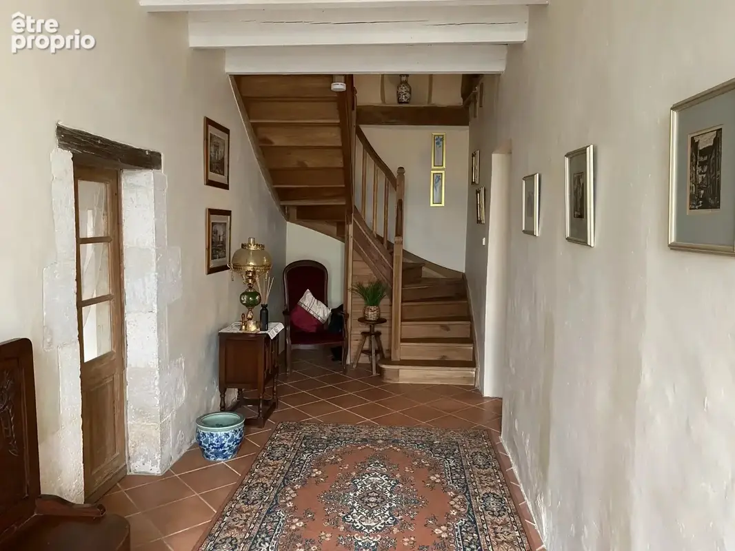 Maison de caractère en pierre de 2 chambres avec grange. - photo 6