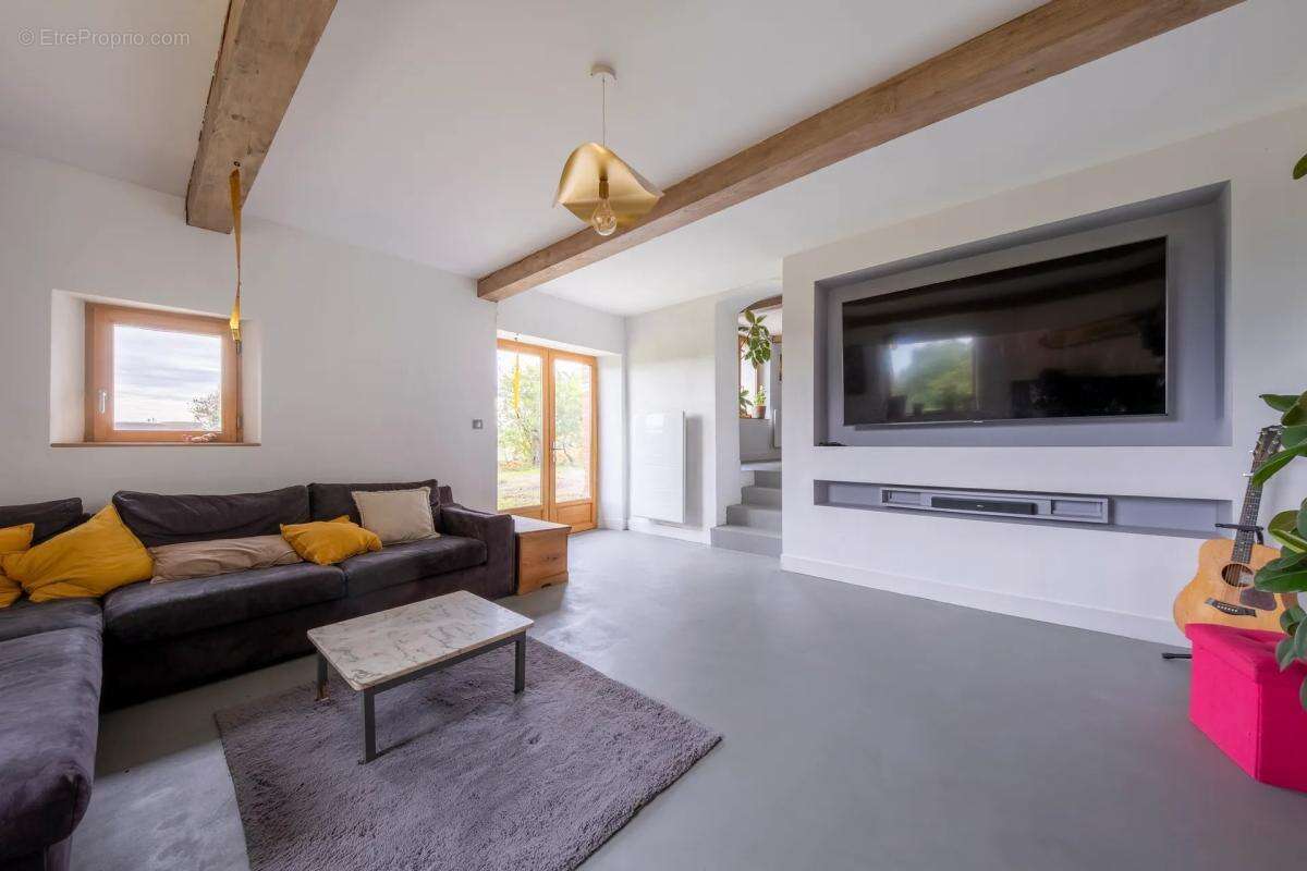 Maison à MONTGAILLARD