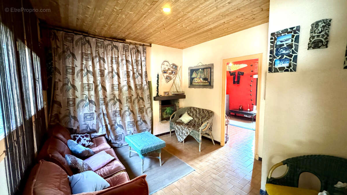 Maison à SAINT-CYPRIEN