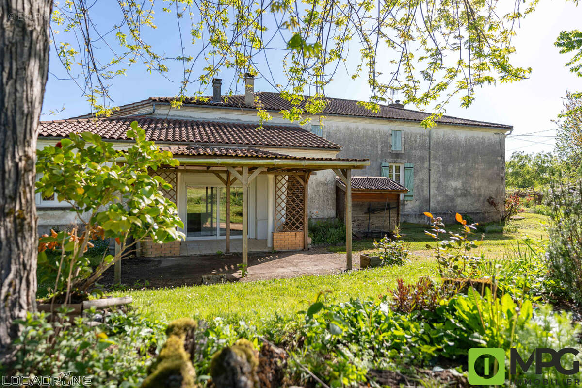 Maison à PINEL-HAUTERIVE