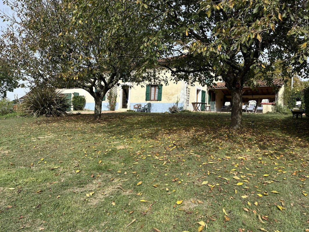 Maison à L'ISLE-EN-DODON