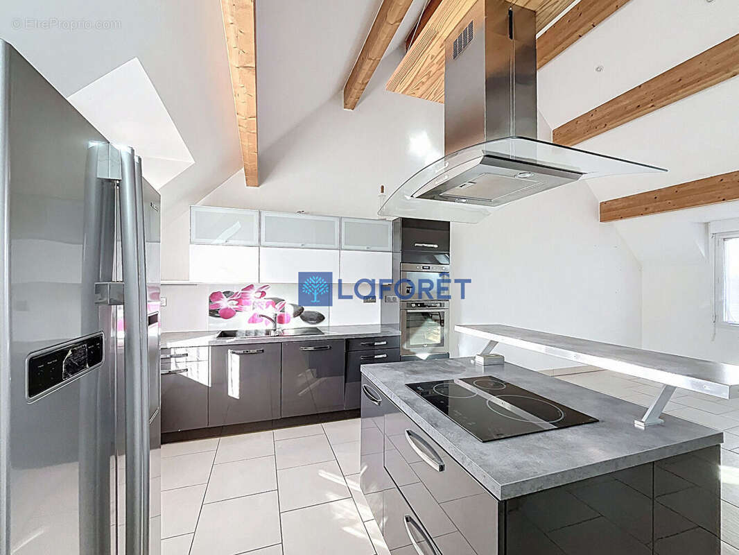 Appartement à SAINTRY-SUR-SEINE