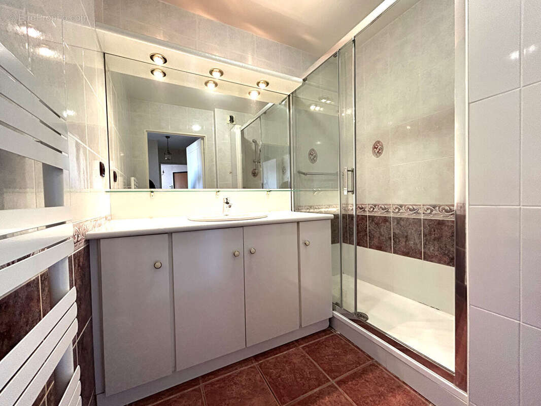 Appartement Villeurbanne 3 pièce(s) 70.14 m2 - photo 8