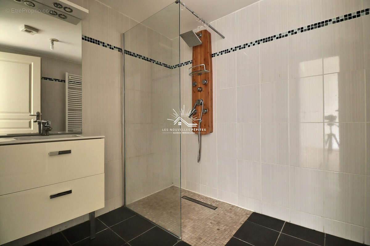 Appartement à CROIX