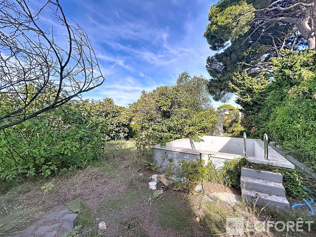 Maison à SAUSSET-LES-PINS