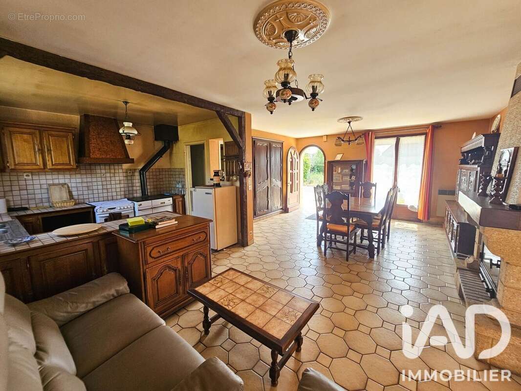 Maison 84 m² à Merdrignac  - photo 6
