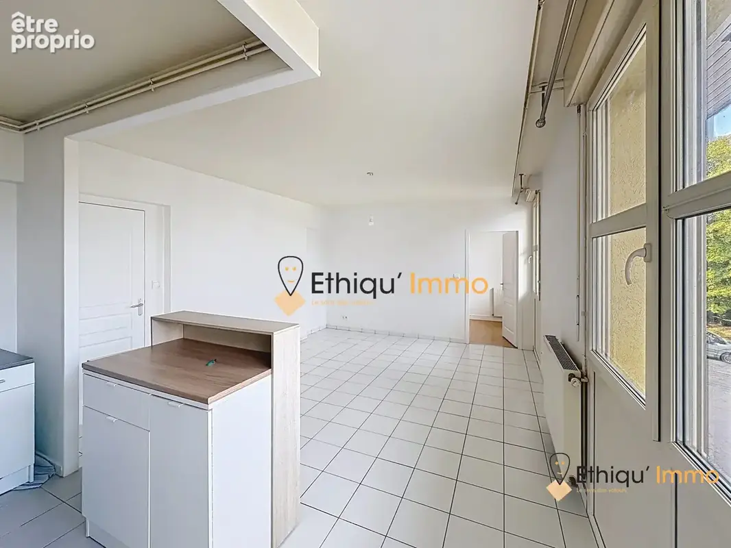 Appartement 4 pièces 70 m² à vendre à Bar-Sur-Aube (10200) - photo 3