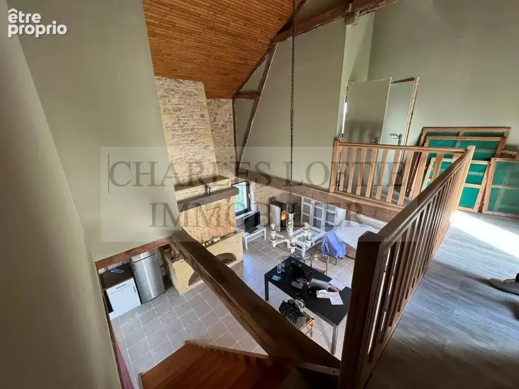 Charmante maison en pierre, grangette sur un plus de 2,5 ha de terrain - photo 5