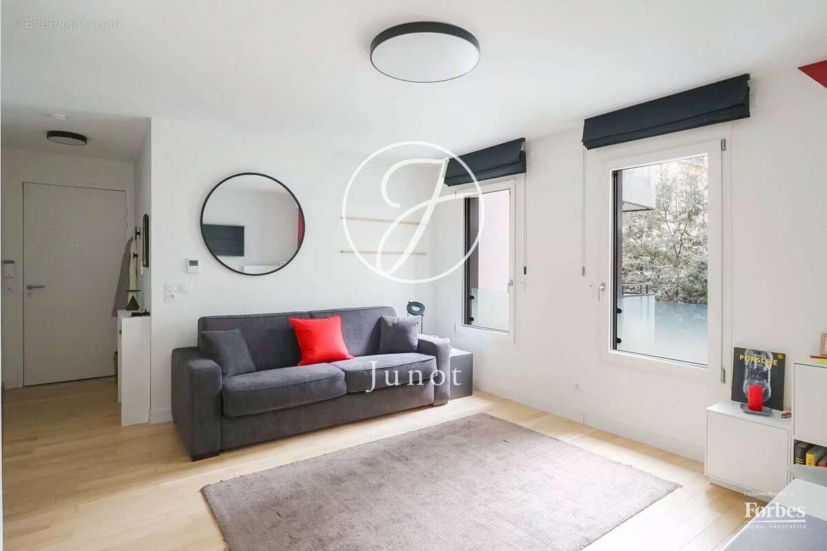 Appartement à PARIS-9E