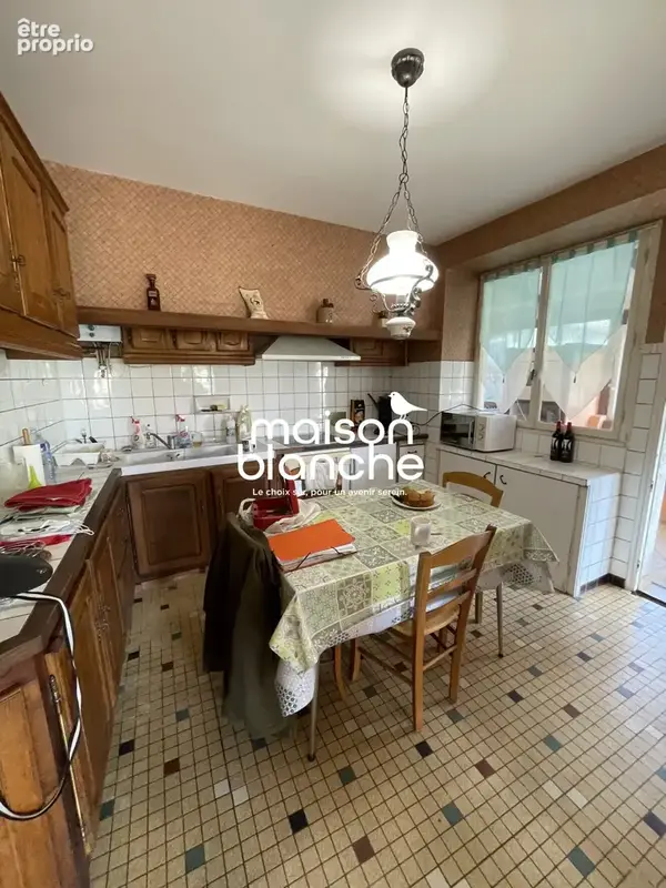 Maison 4 pièces 131 m² à vendre à Saint-Martin-De-Coux (17360) - photo 3