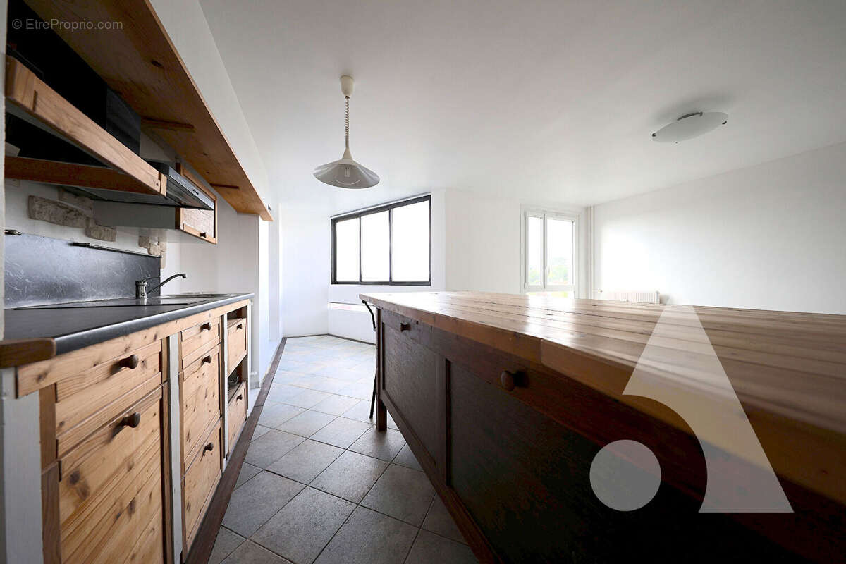 Appartement à CORBEIL-ESSONNES