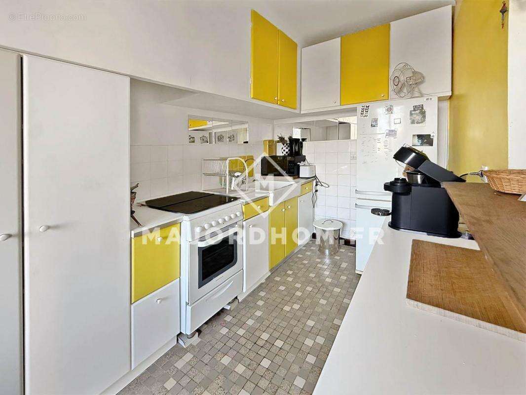 Appartement à MARSEILLE-7E