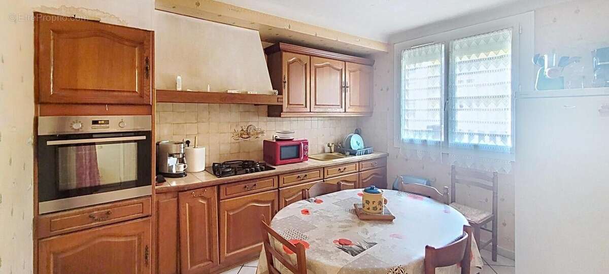 Maison familiale  - 4 chambres - Coursan - Jardin sans vis-à-vis et  2 Garages - photo 2