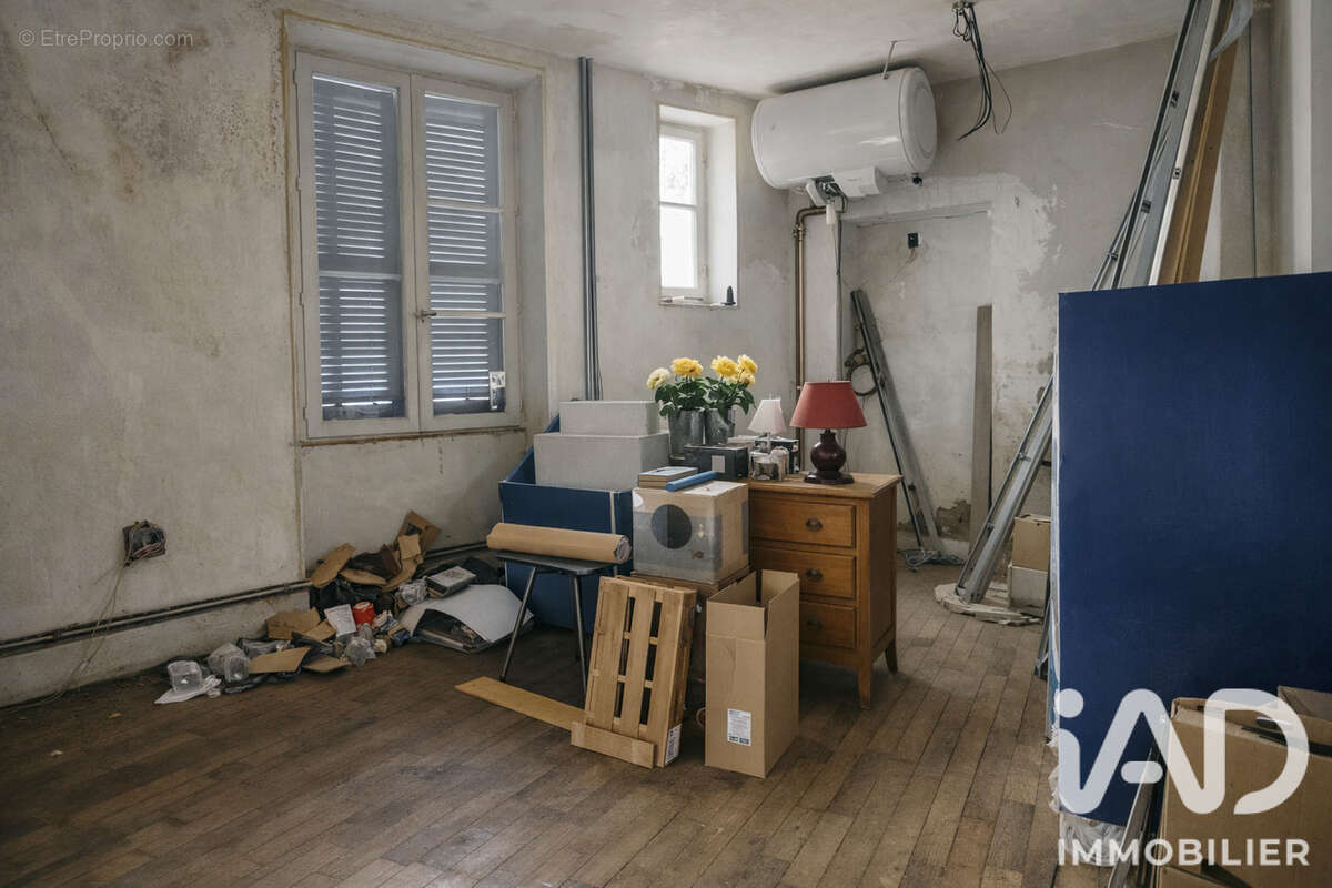 Appartement 173 m² à Montlucon  - photo 9