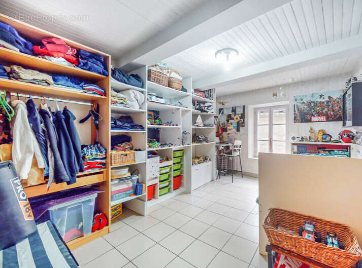 Maison à COURTHEZON