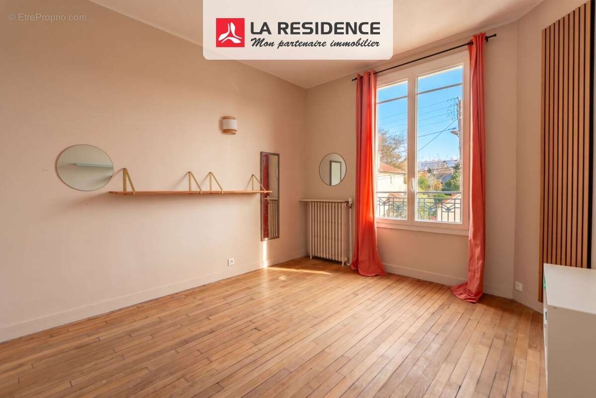 Maison à TAVERNY
