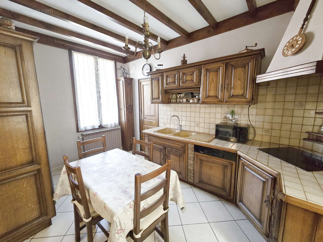 Maison à FONTAINE