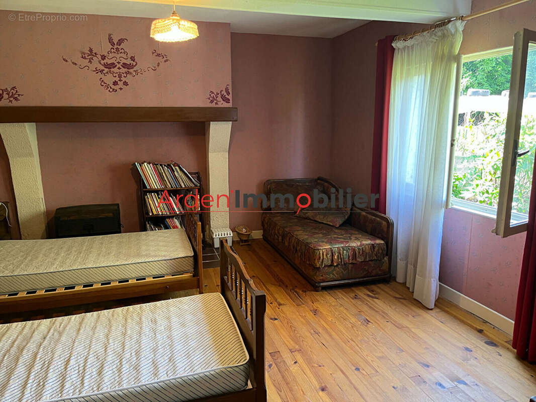 Maison à CHAUMONT-PORCIEN