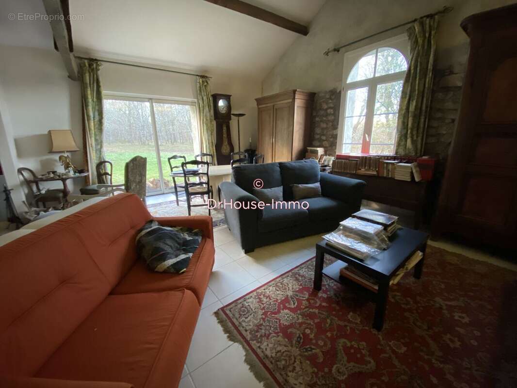 Maison à ARGENTON-SUR-CREUSE