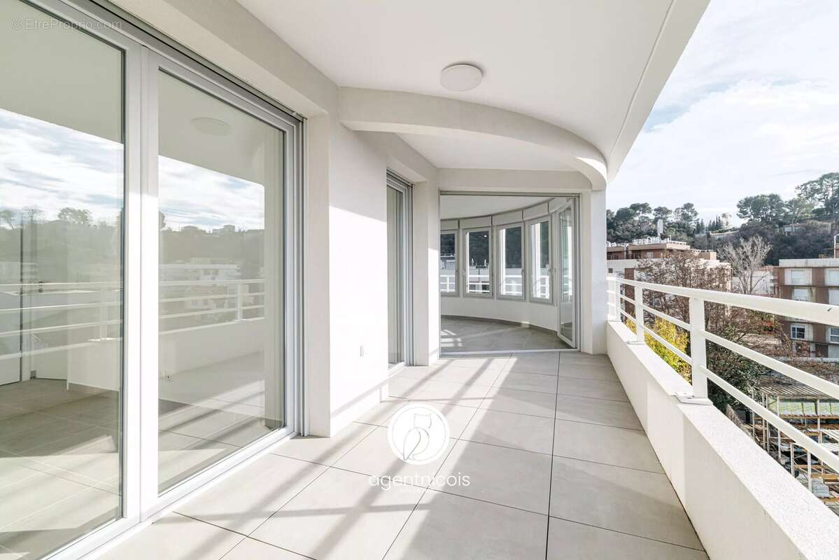 Appartement à CAGNES-SUR-MER