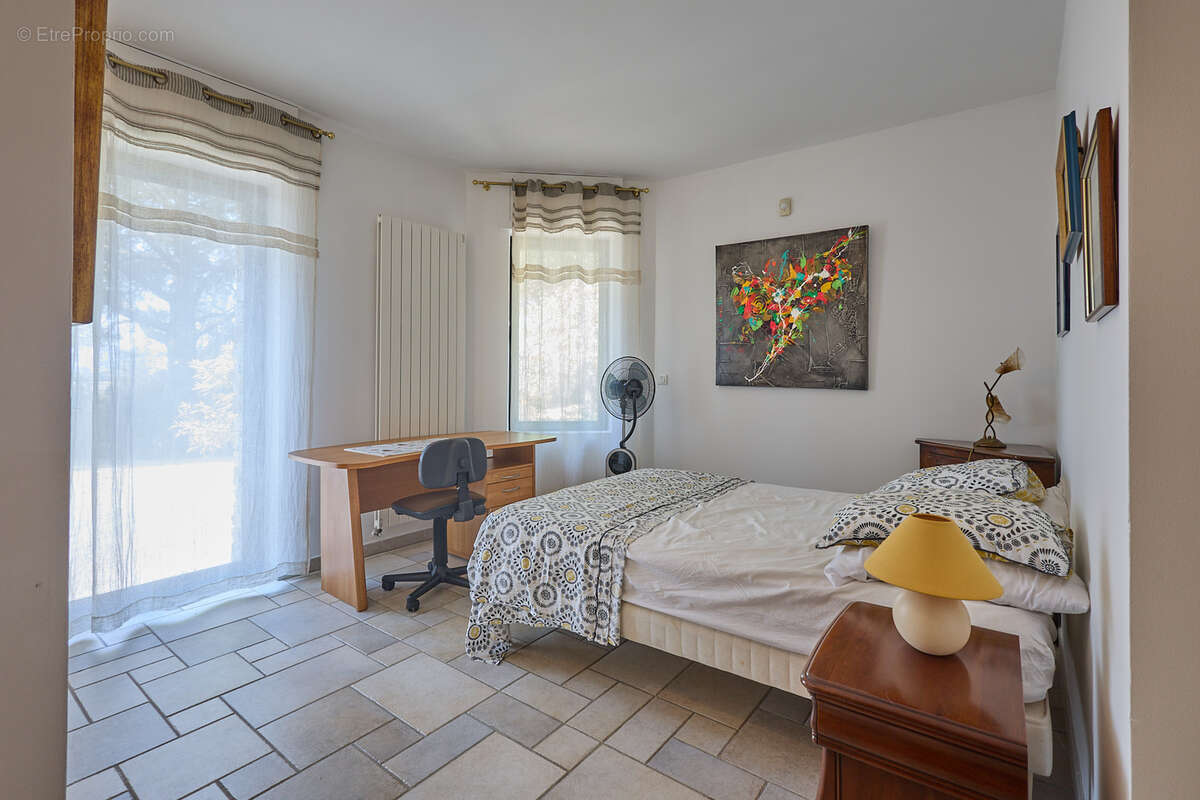 Maison à VILLEDUBERT