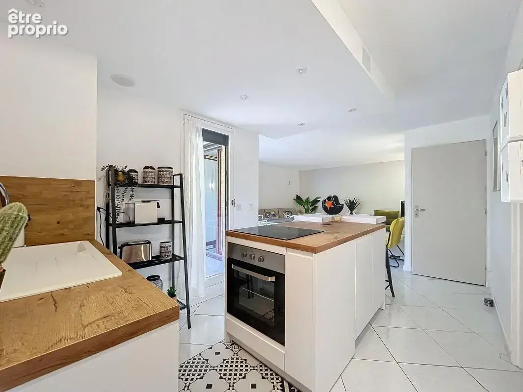 Appartement À Vendre 3 pièces ST RAPHAEL - photo 2