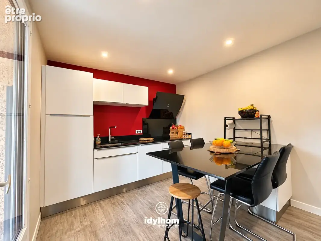 Maison T6 de 138 m2 avec jardin et double garage à Villeneuve-Tolosane - photo 4
