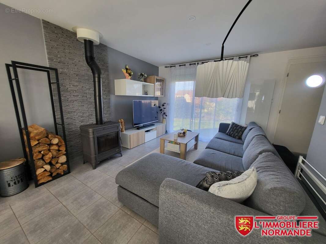 Maison à BONNIERES-SUR-SEINE