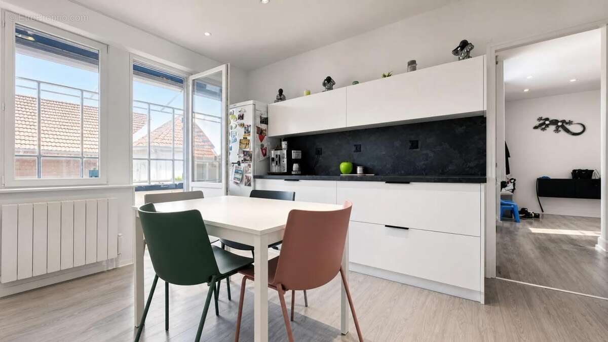 Maison de 4 pièces de 110 m² à Courbesseaux - photo 9
