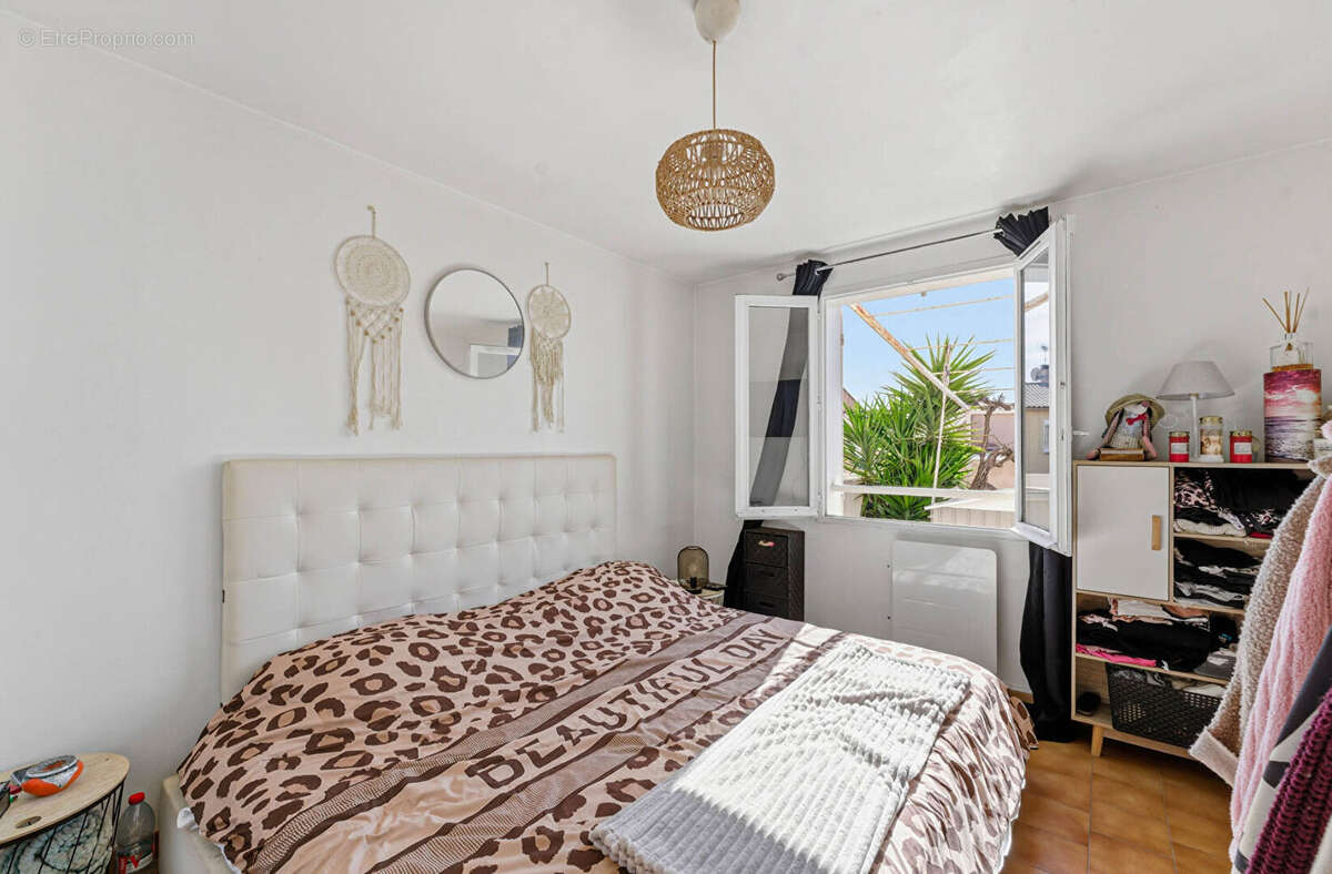 Appartement à SAUSSET-LES-PINS