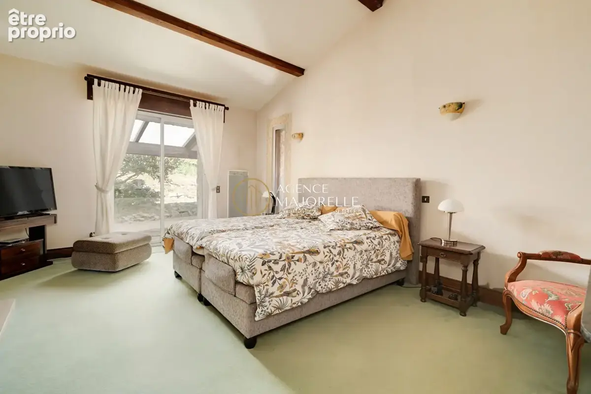 Propriété familiale 285 m² , 4 suites ,Parc arboré 2 hectares - photo 11