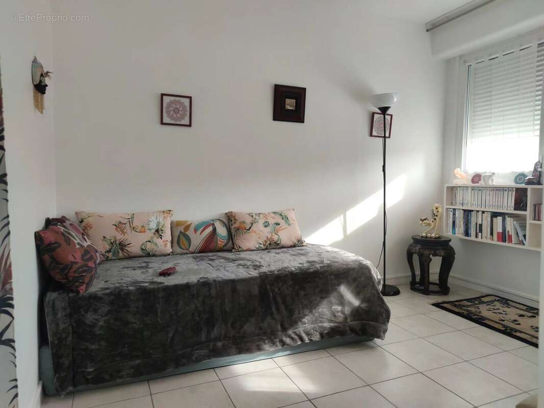 Appartement à COLOMBES