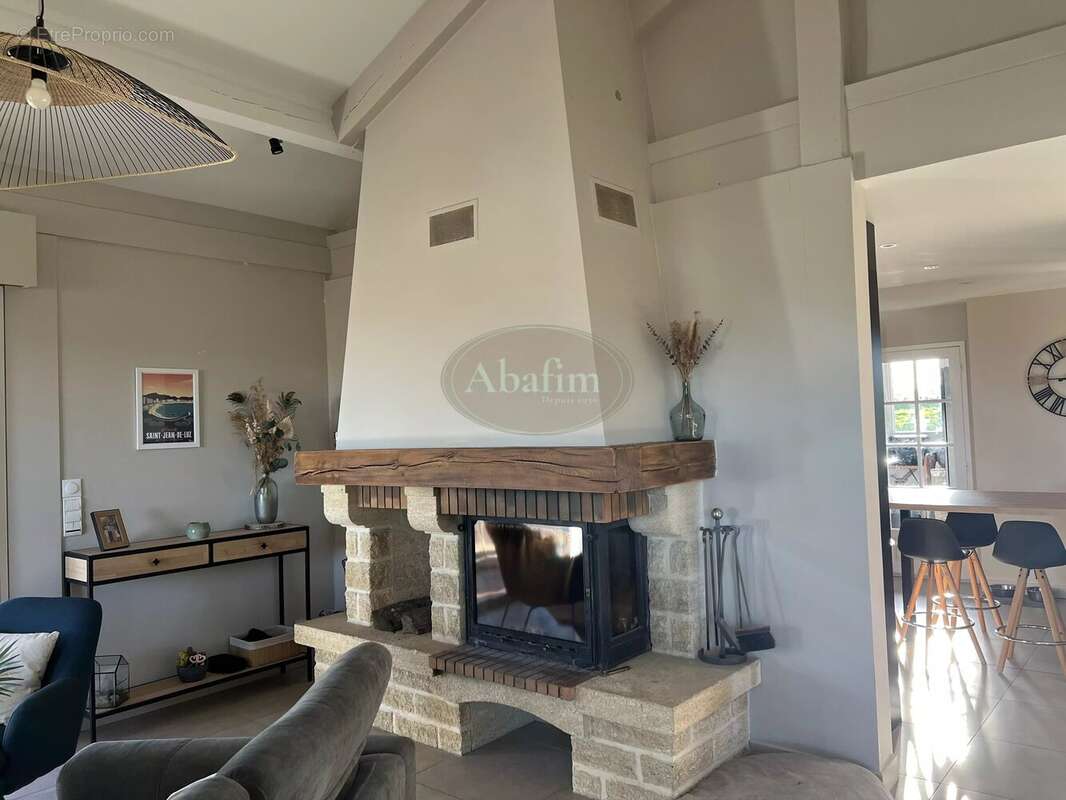 Maison à SAINT-PALAIS