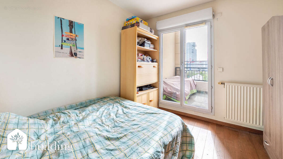 Courbevoie/Faubourg de l'Arche - Duplex familial 4 pièces de 103.54 m² avec 18.87 m² de terrasse, box et cave - photo 12