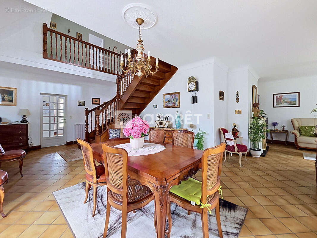 Maison à LAGOR