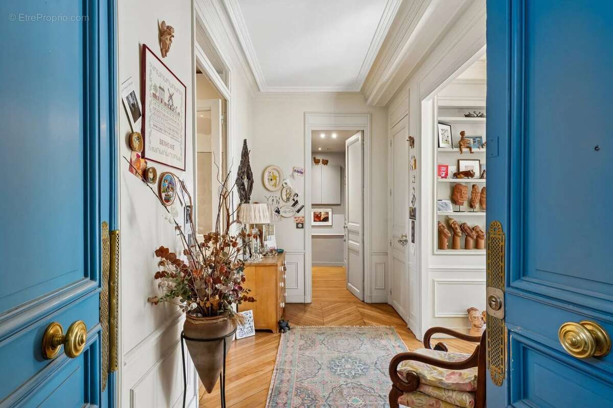 Appartement à PARIS-7E