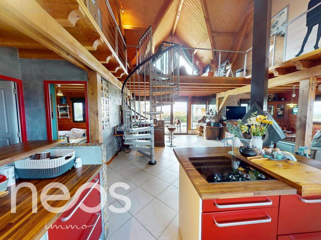 Maison à SAINT-AGNANT-DE-VERSILLAT